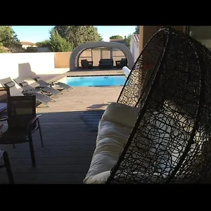 Hébergement de vacances L'aurore De Charme, Clim Jacuzzi, Sauna, Piscine Chauffée Cuisine..., Carpentras
